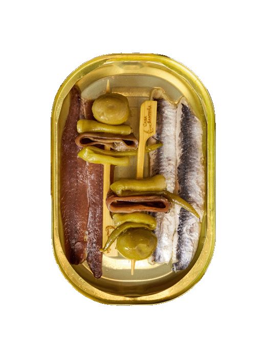 Aperitivo (Anchoa, Boquerones, Gildas) by Casa Santoña