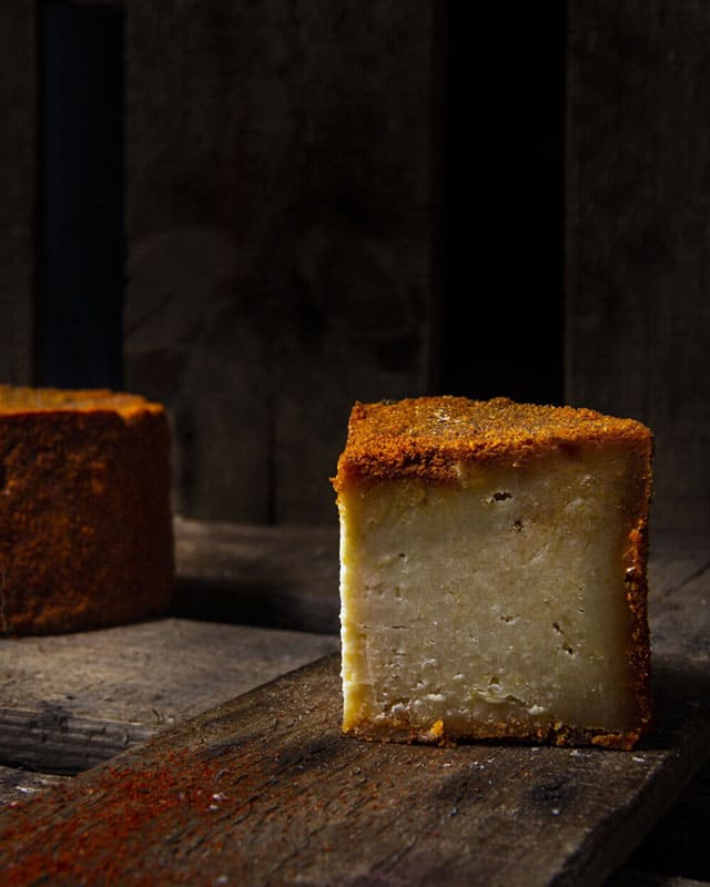 Queso semicurado vegano con pimentón dulce ahumado, Veggie karma